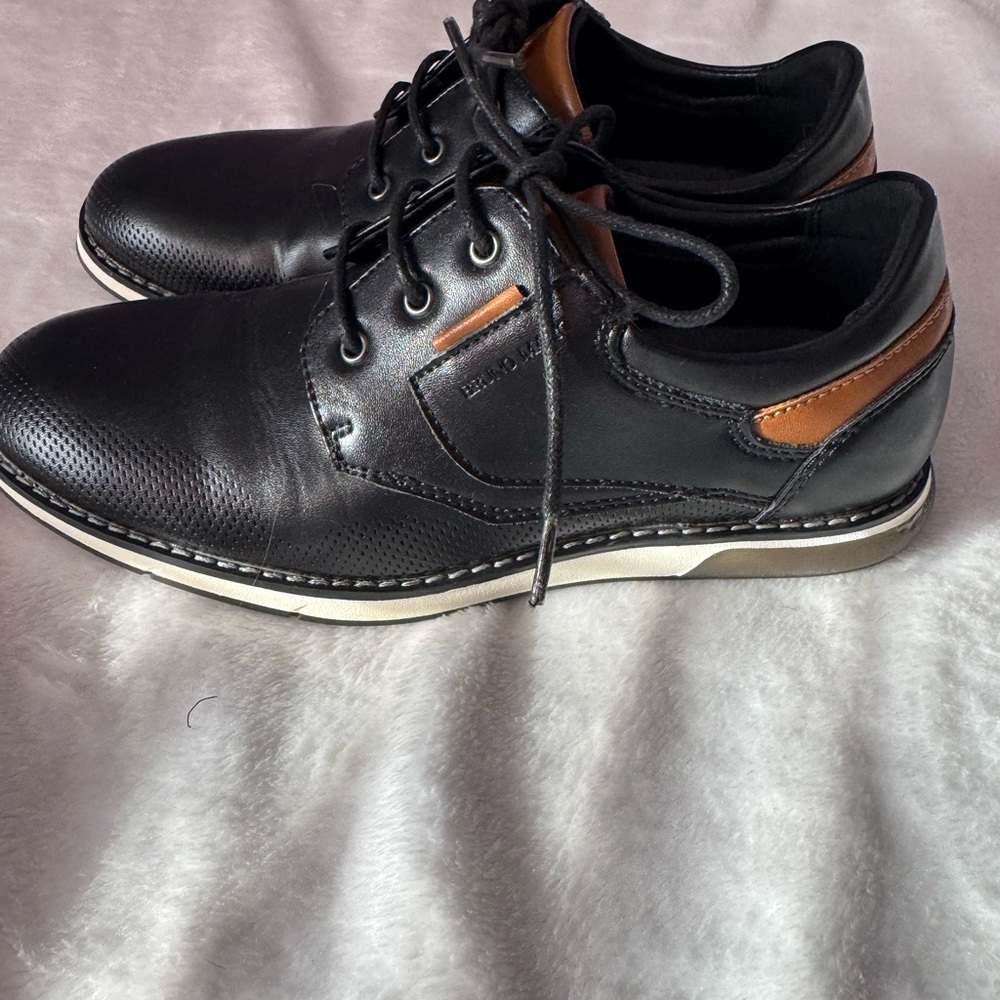 Kids Black Dress Lace-Up Shoes with Brown Accent size 4 boy